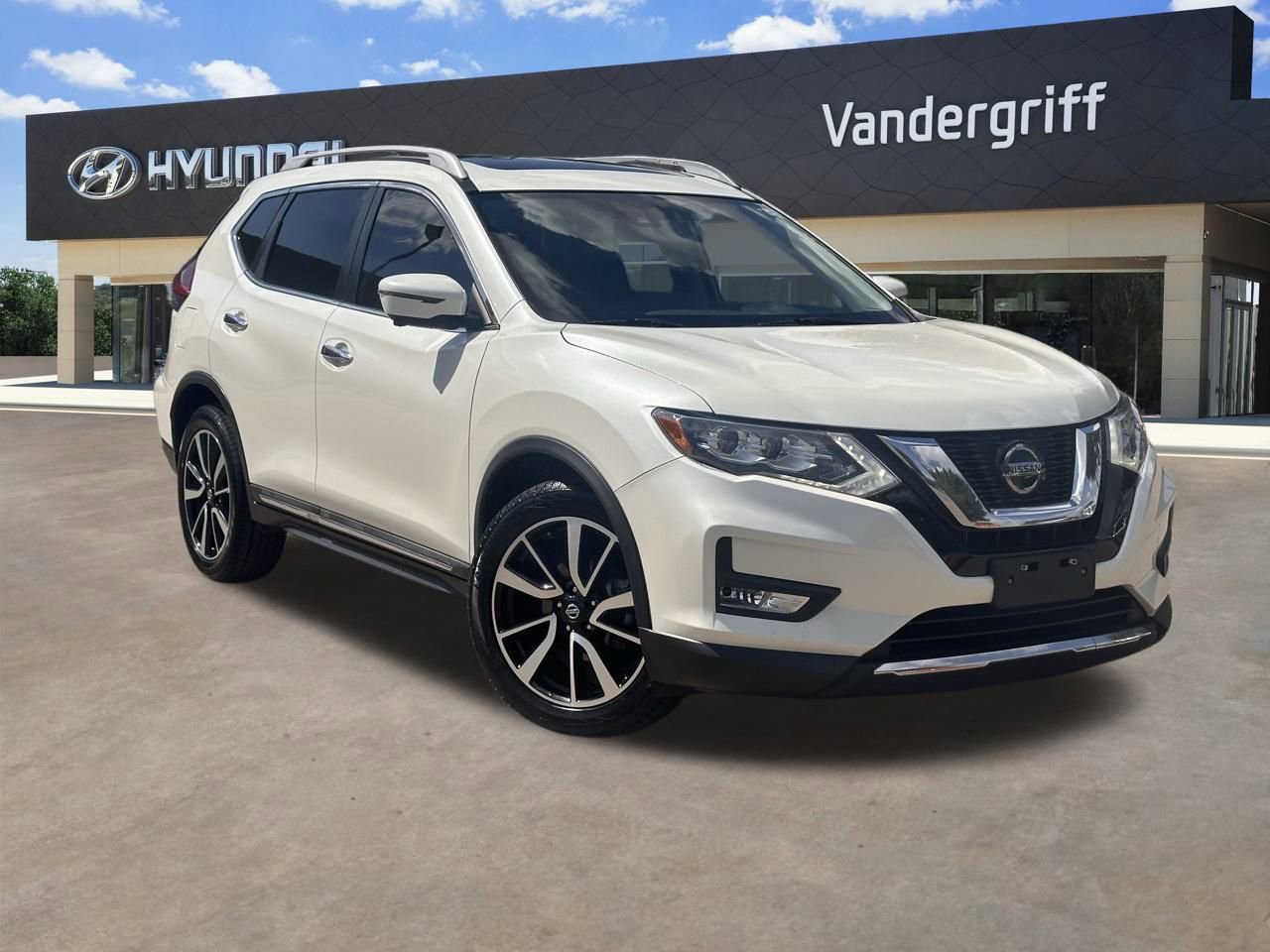 Used 2019 Nissan Rogue SL w/ Premium Package