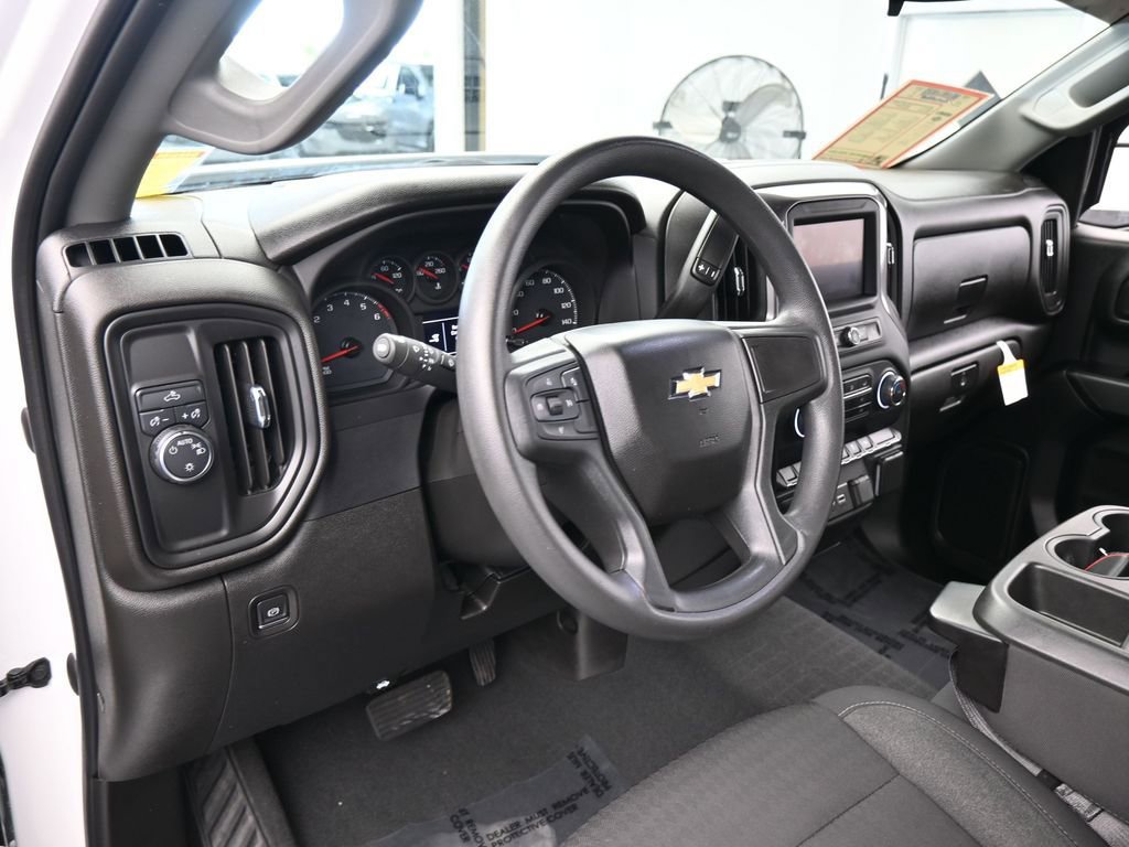 Used 2022 Chevrolet Silverado 1500 Custom image 10