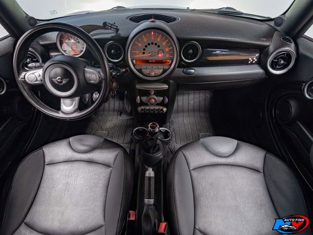 Used 2009 MINI Cooper John Cooper Works image 2