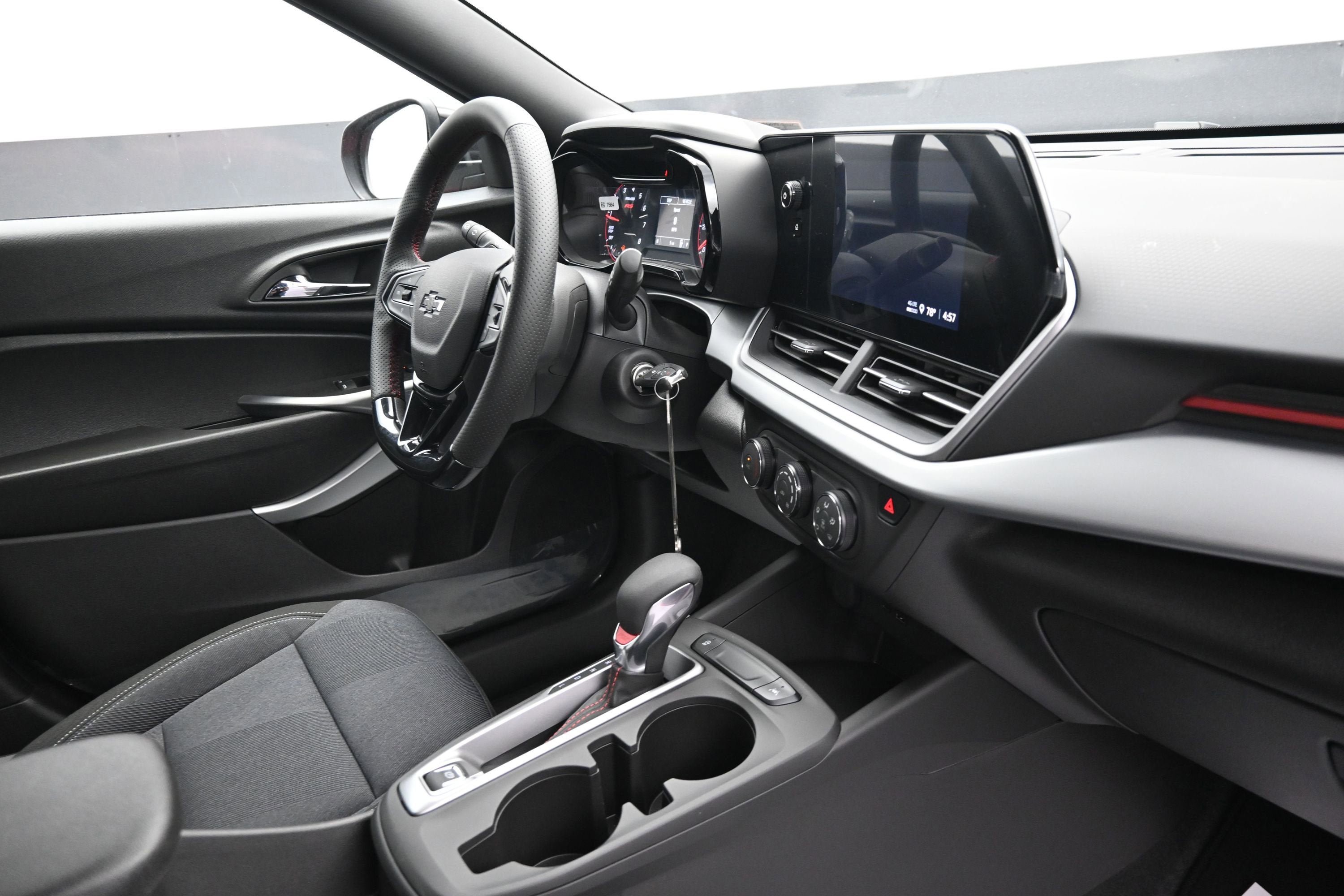 New 2026 Chevrolet Trax RS w/ Driver Confidence Package FWD image 28