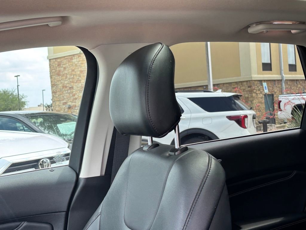 Used 2019 Ford Edge Titanium w/ Equipment Group 301A image 11