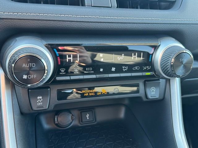 Certified 2022 Toyota RAV4 XLE AWD/4WD image 12