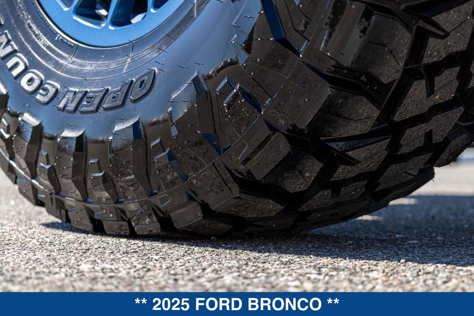 Used 2025 Ford Bronco Badlands AWD/4WD image 27