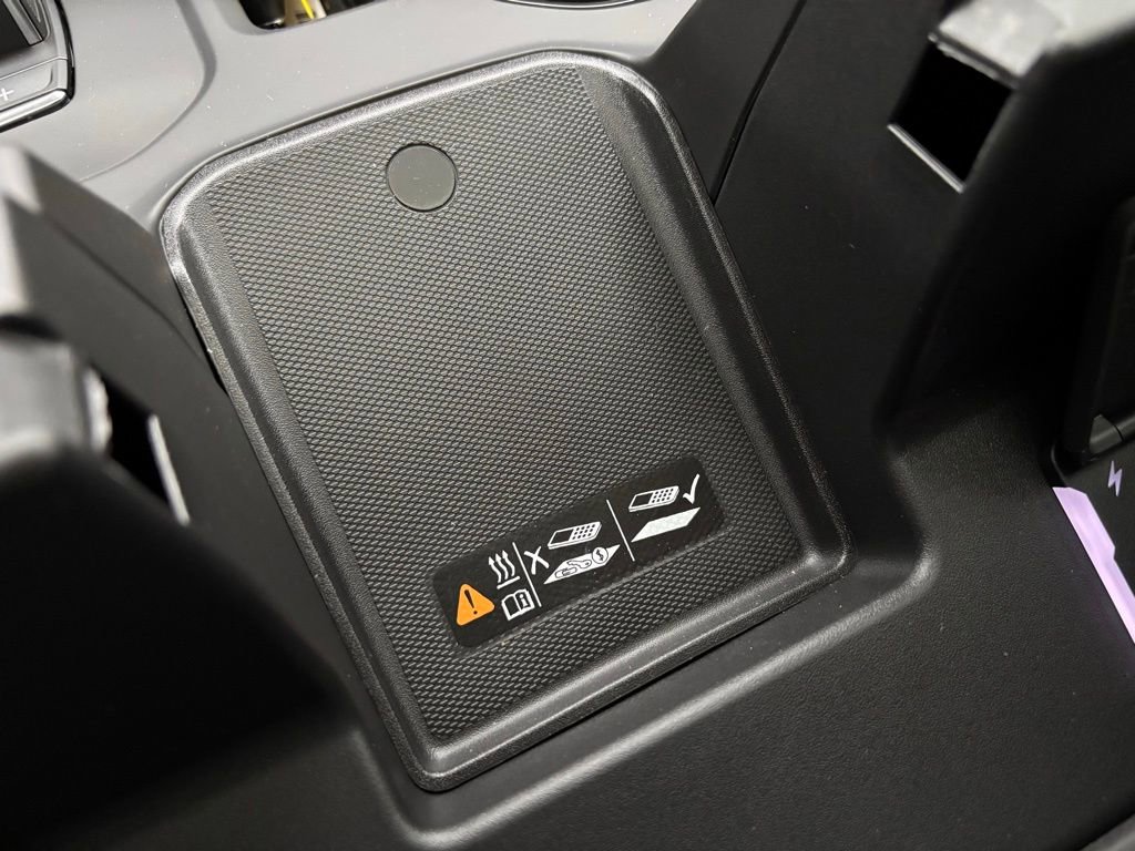 New 2025 GMC Sierra 1500 AT4 w/ AT4 Premium Package image 36