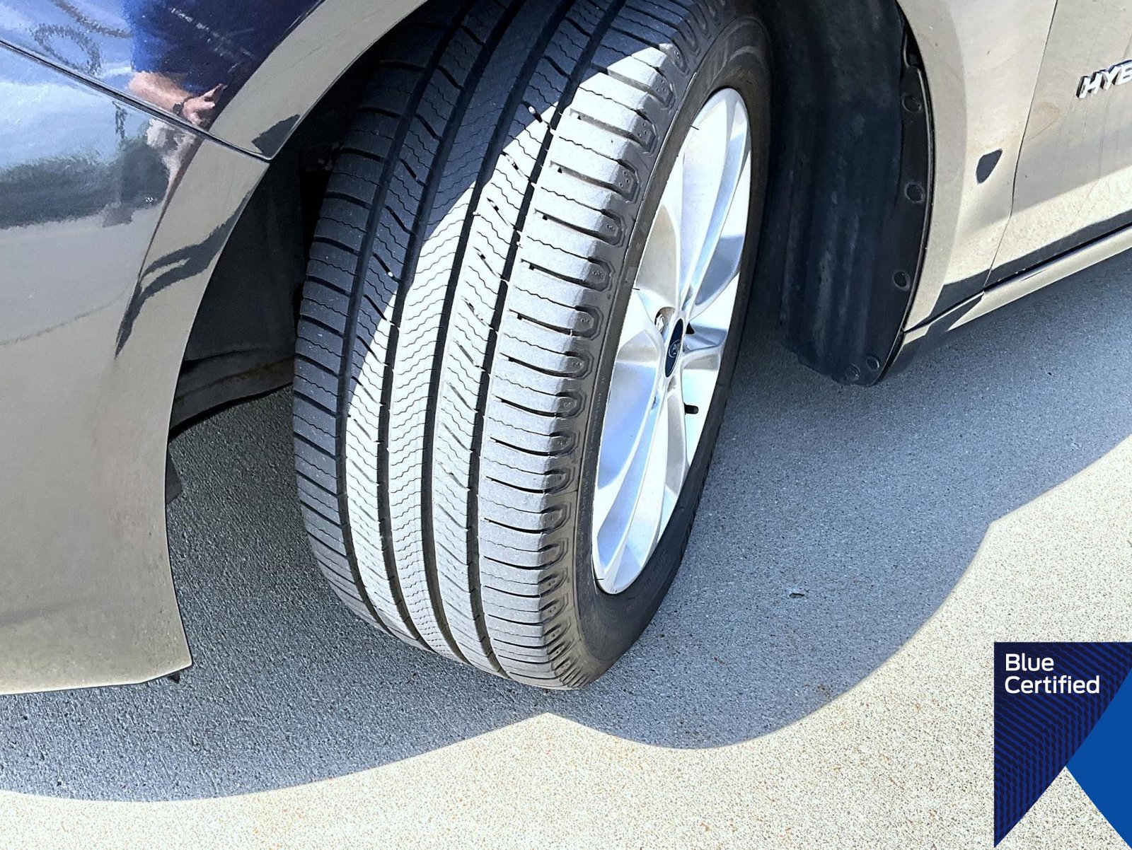 Certified 2019 Ford Fusion SE FWD image 26