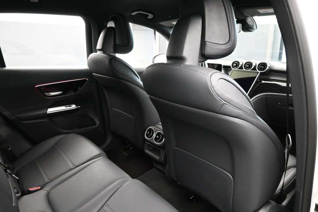 Used 2026 Mercedes-Benz GLC 300 image 43