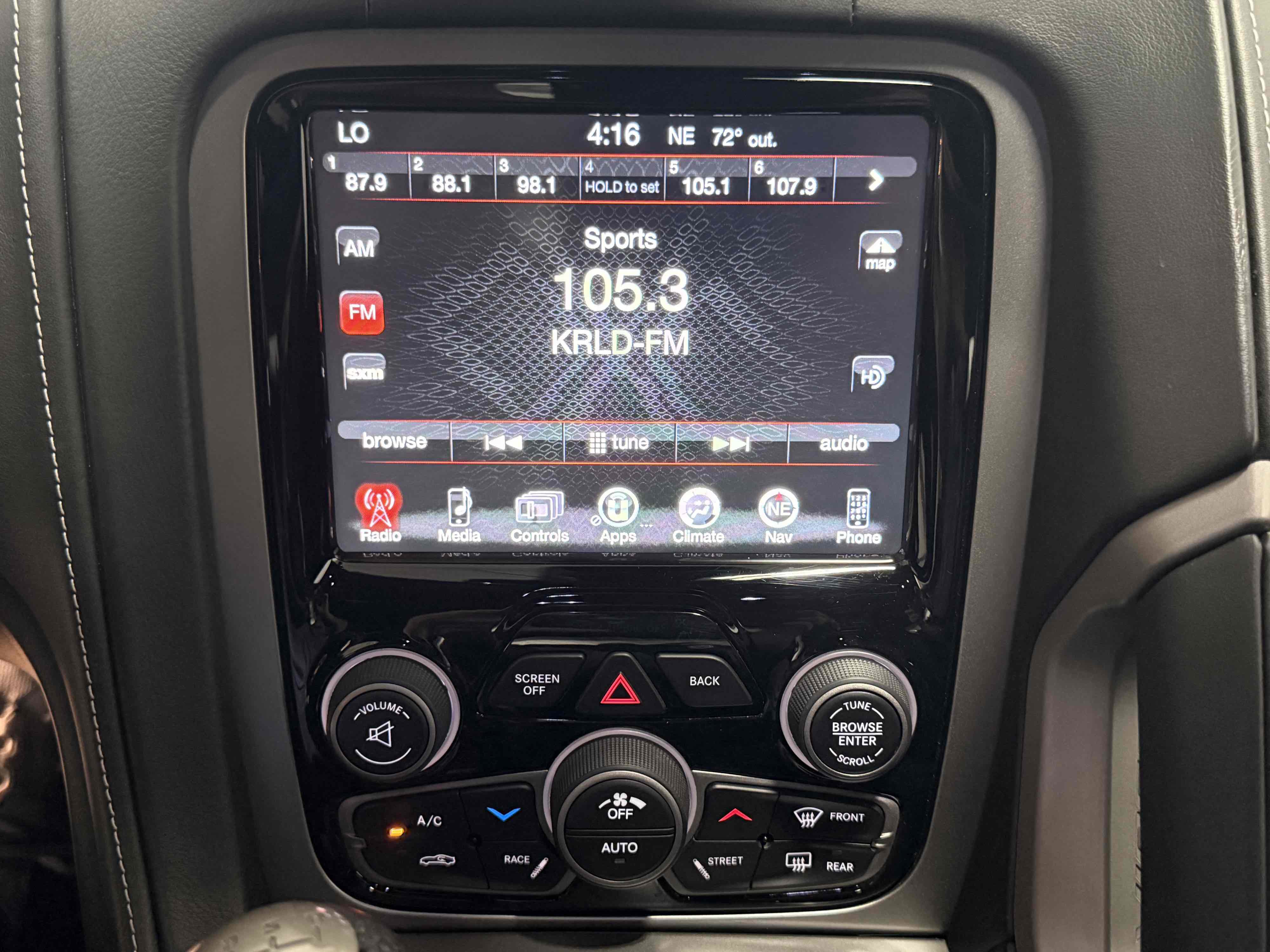 Used 2013 SRT Viper GTS w/ GTS Laguna Interior Pkg image 46