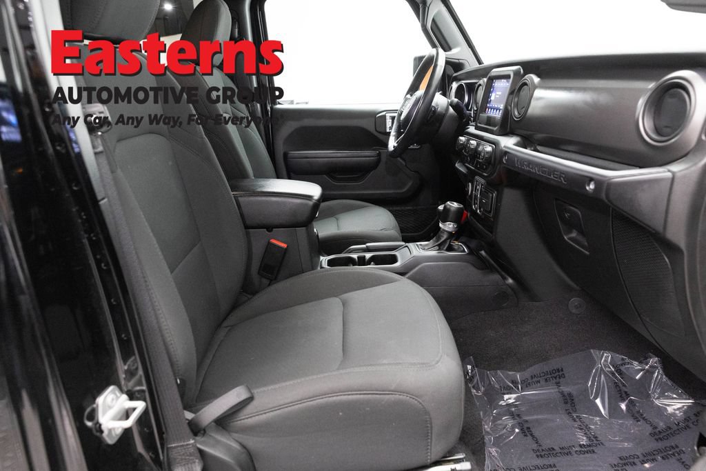 Used 2023 Jeep Wrangler Unlimited w/ Cold Weather Group AWD/4WD image 24