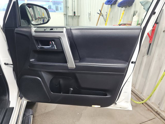 Used 2020 Toyota 4Runner Limited AWD/4WD image 36