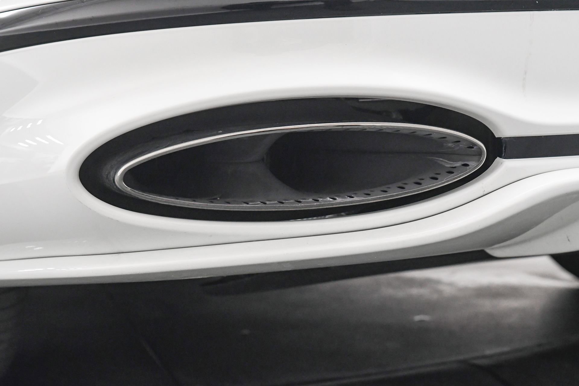 Used 2025 Bentley Flying Spur Plug-In Hybrid image 23