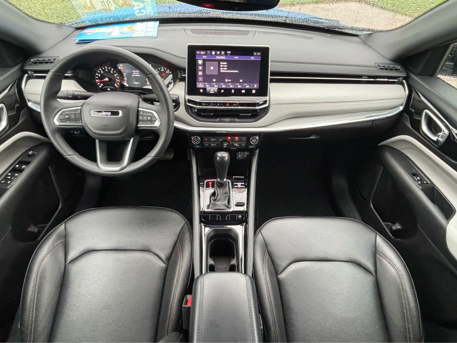 Used 2024 Jeep Compass Limited AWD/4WD image 17