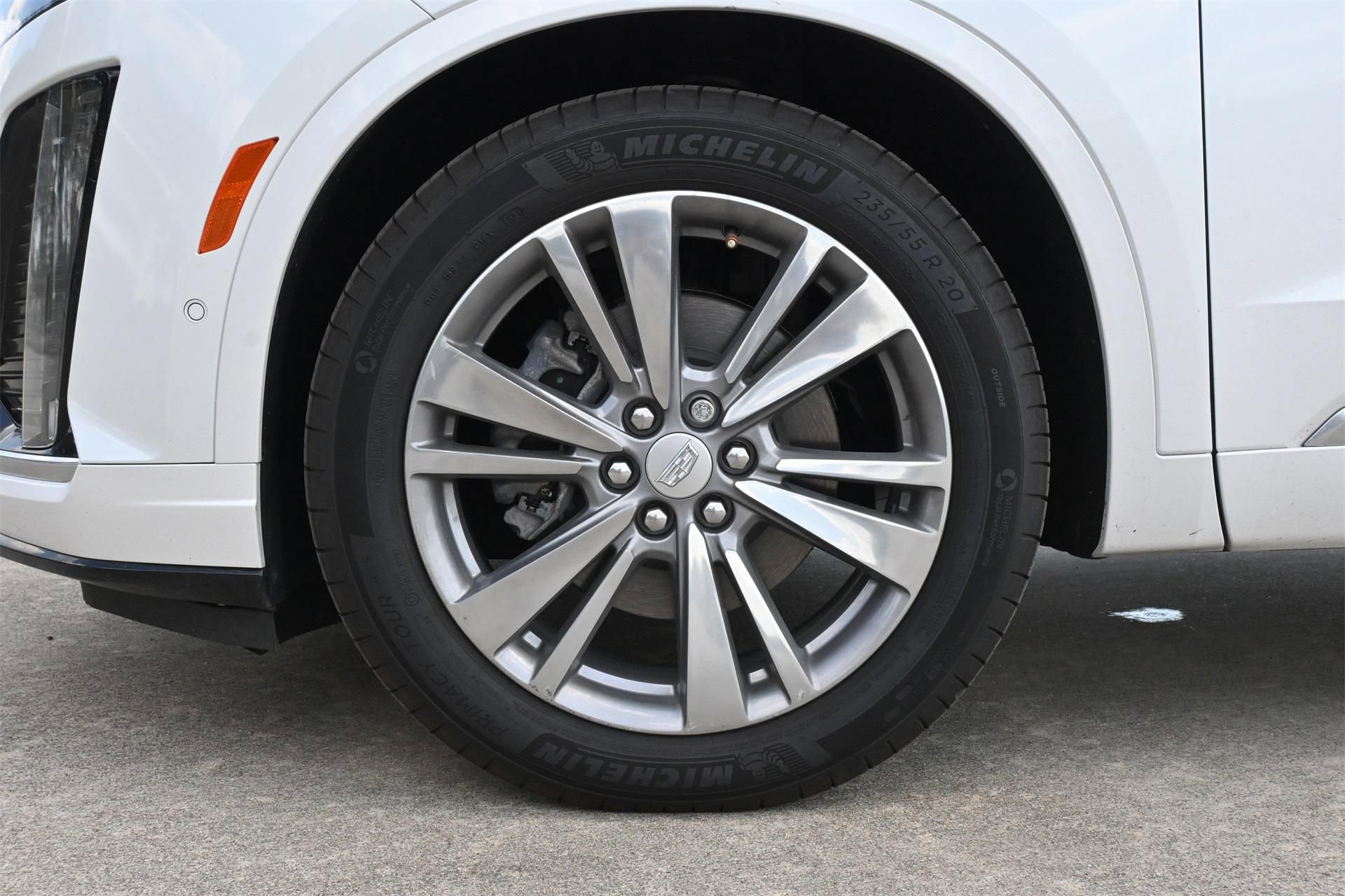 New 2025 Cadillac XT6 Premium Luxury w/ Technology Package image 31