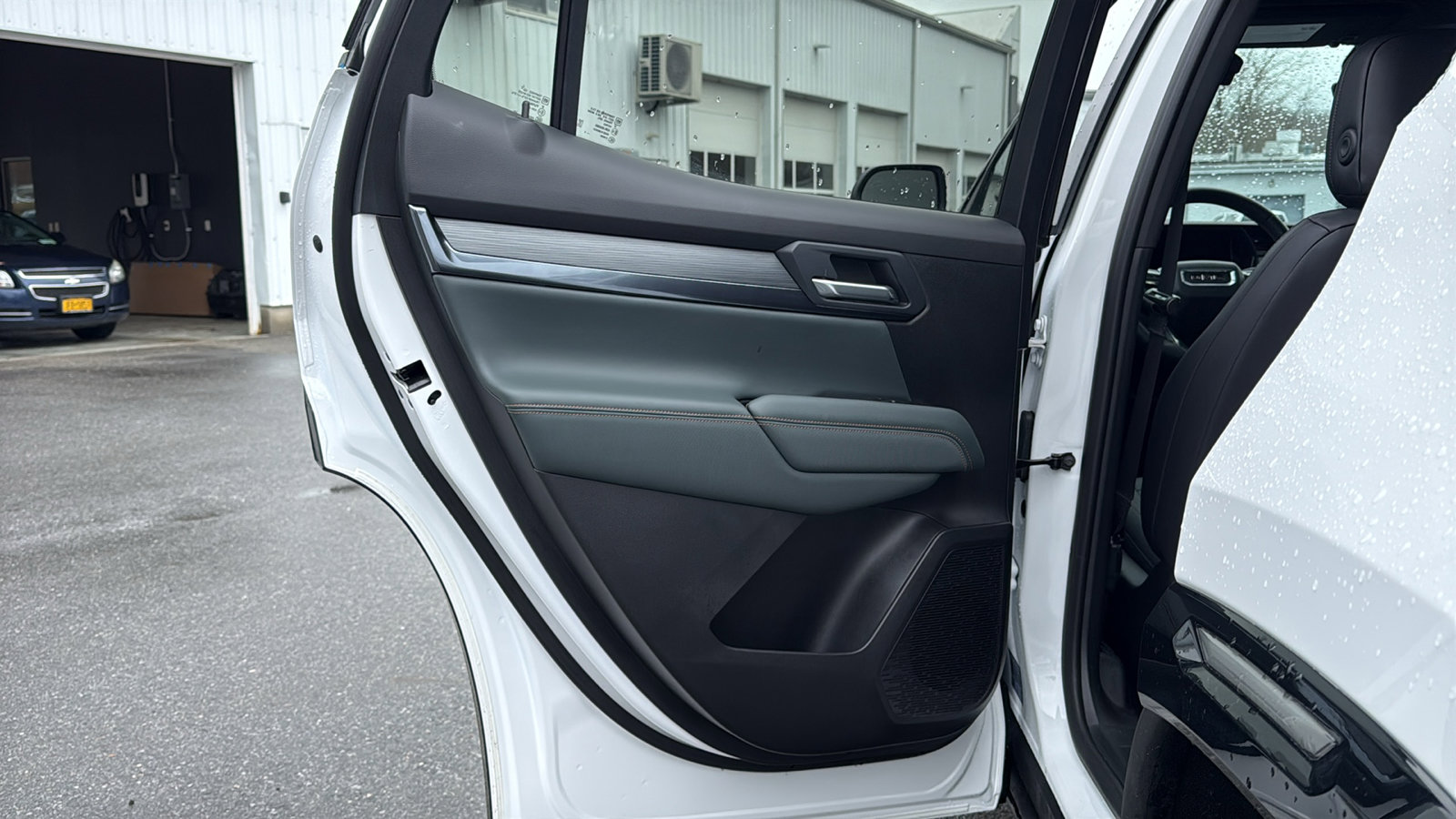 Used 2026 GMC Terrain AT4 w/ Technology Package II image 26