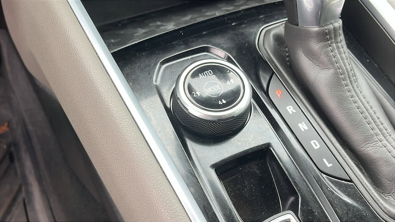 Used 2024 Chevrolet Colorado ZR2 w/ Technology Package image 20