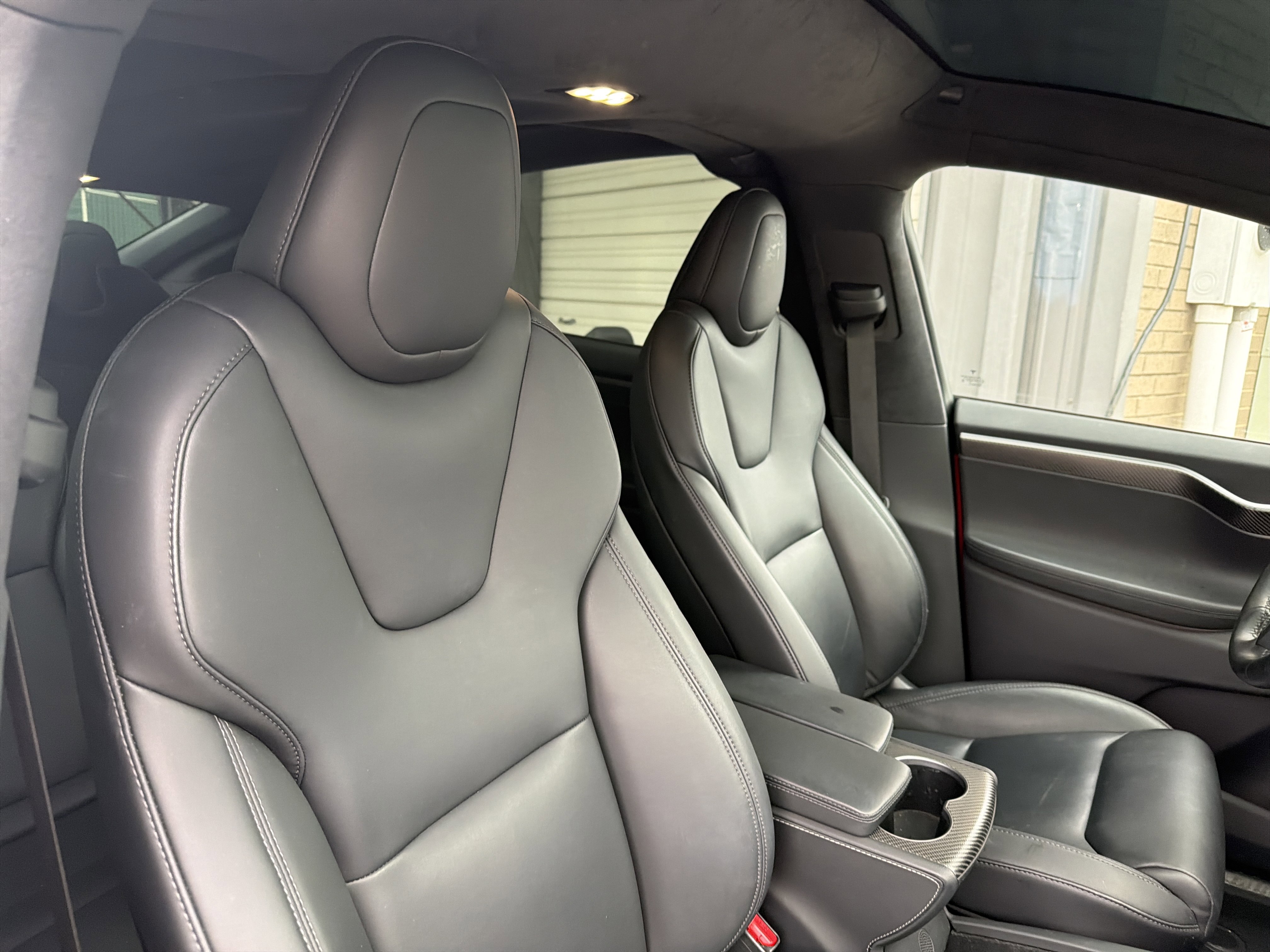 Used 2020 Tesla Model X Performance image 4