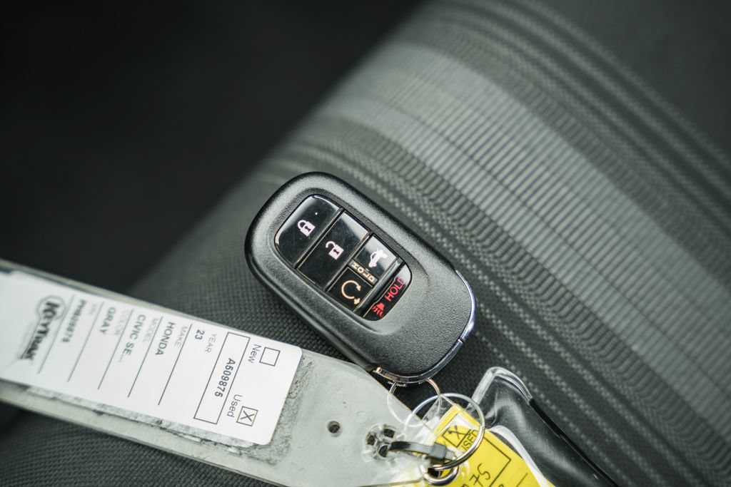 Used 2023 Honda Civic Sport image 40