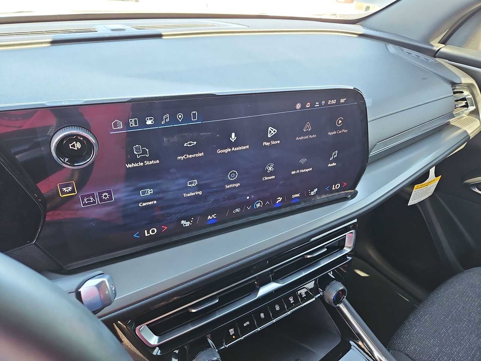 New 2026 Chevrolet Traverse LT w/ Driver Confidence Package image 24