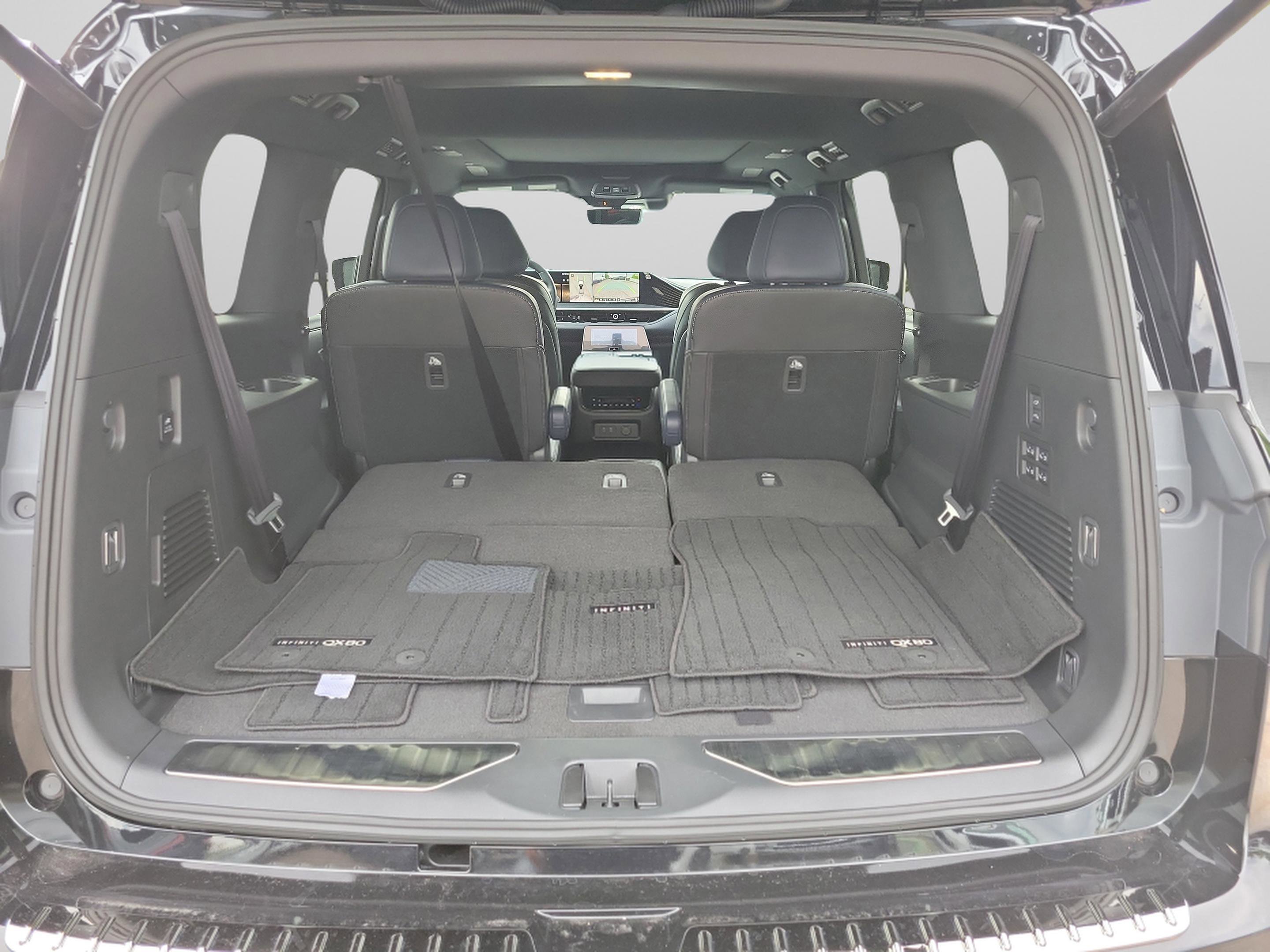 Certified 2026 INFINITI QX80 4WD w/ Sport Exterior Package image 25