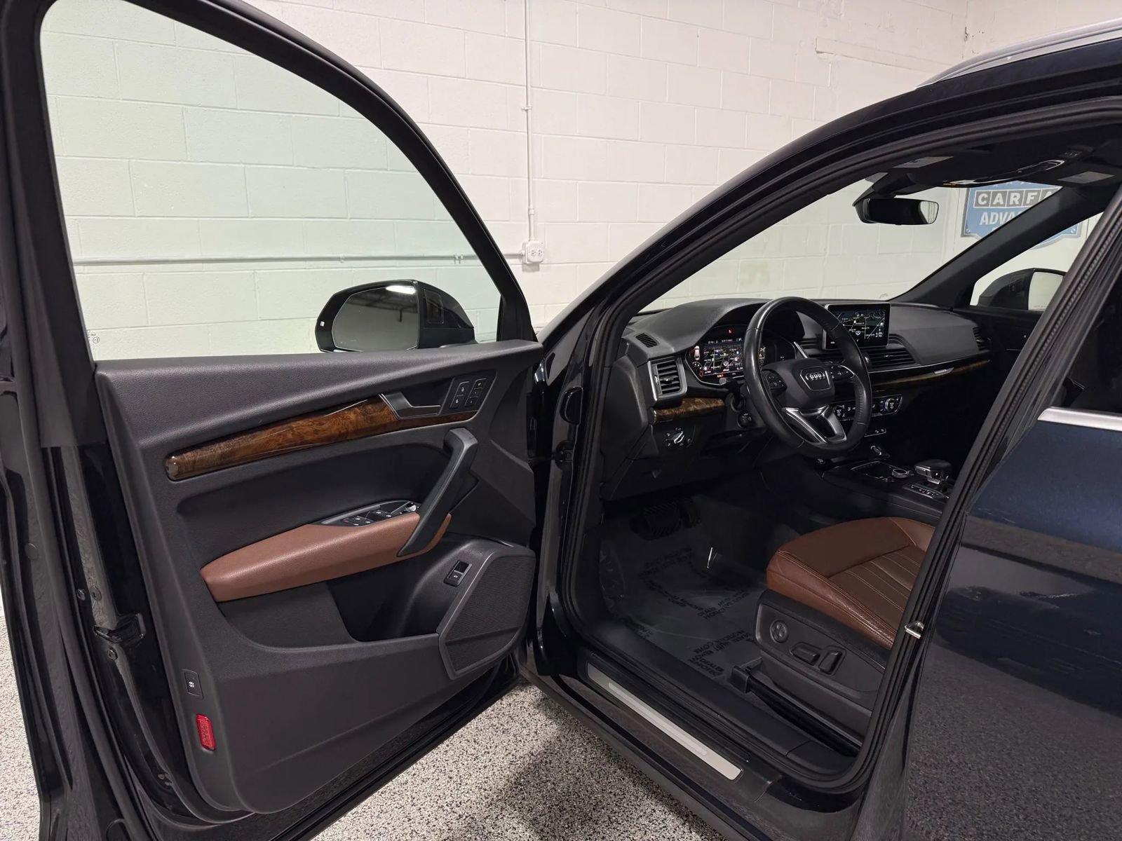 Used 2018 Audi Q5 2.0T Premium Plus w/ Premium Plus Package AWD/4WD image 9