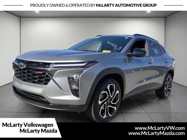 Used 2025 Chevrolet Trax RS w/ Sunroof Package