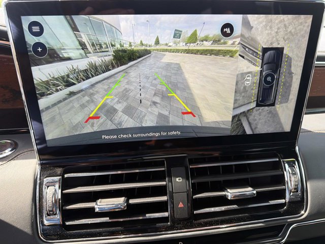 Certified 2024 Lincoln Navigator Black Label image 28