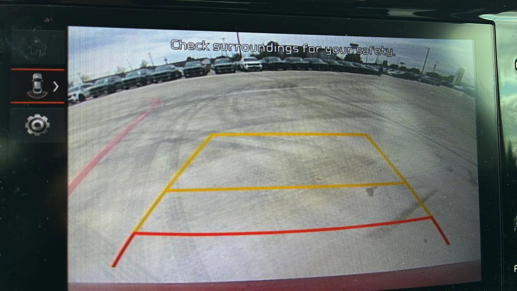 Used 2022 Kia Sorento LX image 20