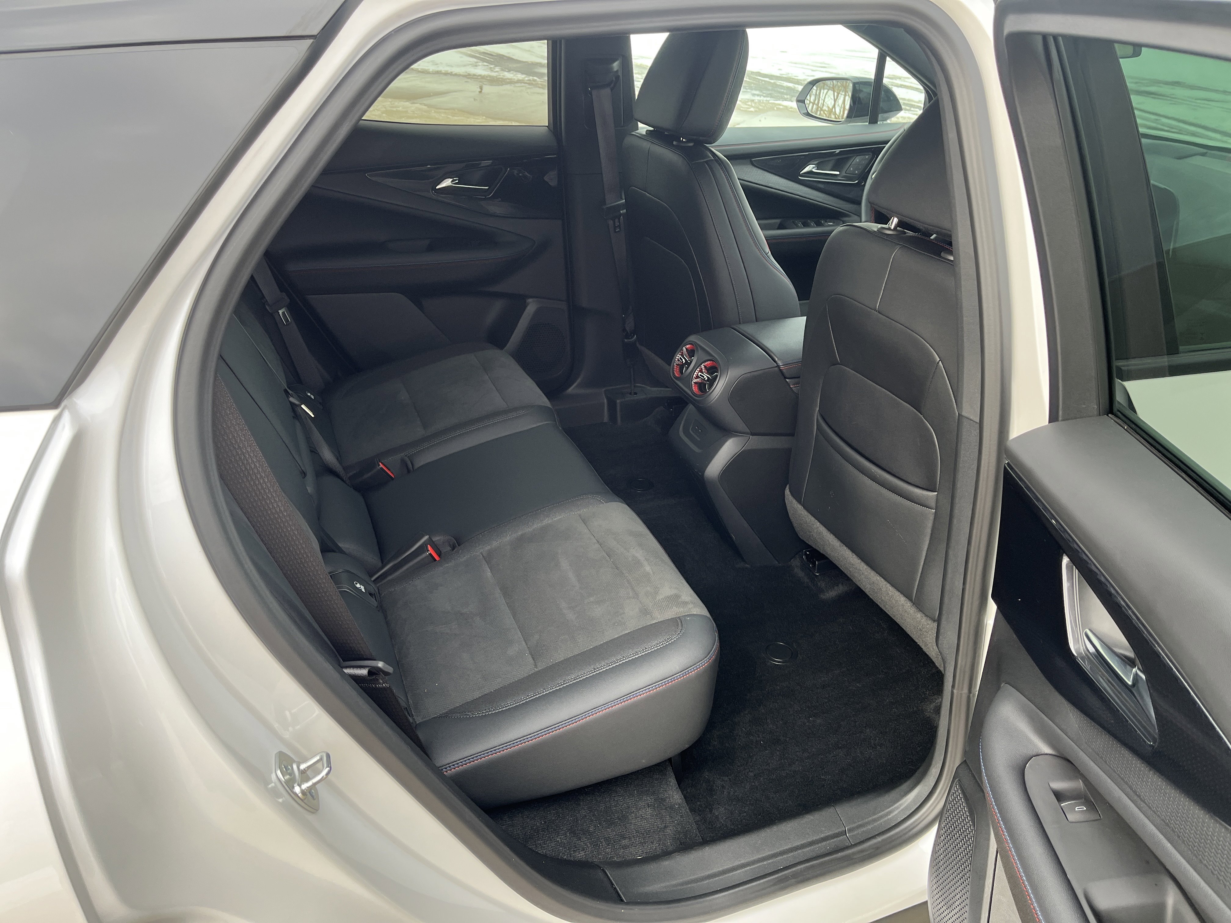 Used 2025 Chevrolet Blazer EV RS image 14