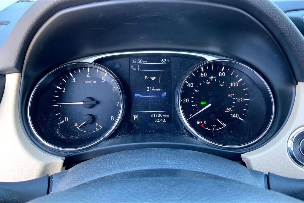 Used 2016 Nissan Rogue SL w/ SL Premium Package image 10