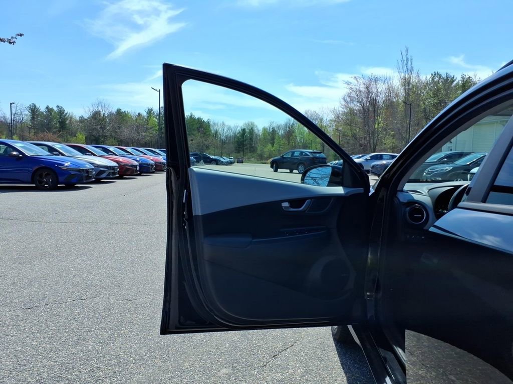 Used 2019 Hyundai Kona Ultimate image 20