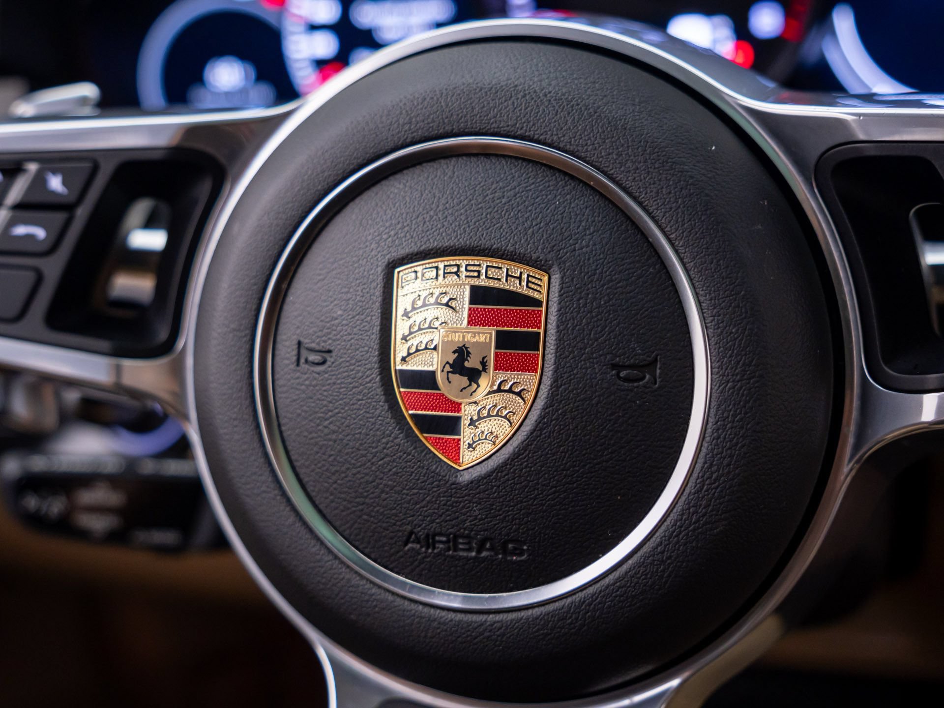 Certified 2023 Porsche Cayenne AWD/4WD image 23