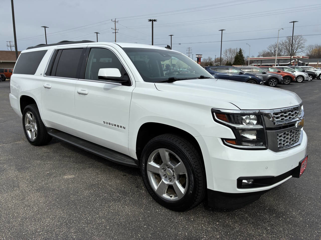 Used 2015 Chevrolet Suburban LT w/ Luxury Package AWD/4WD image 35