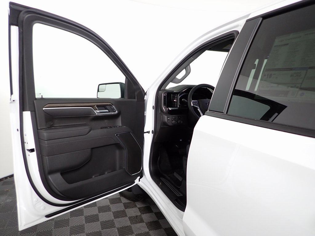 New 2026 Chevrolet Silverado 1500 RST w/ RST Select Package image 15