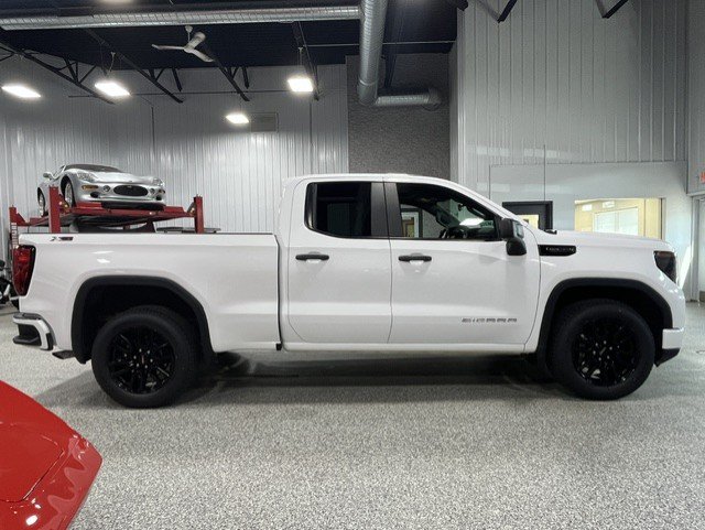 Certified 2023 GMC Sierra 1500 Pro w/ Graphite Edition AWD/4WD image 6