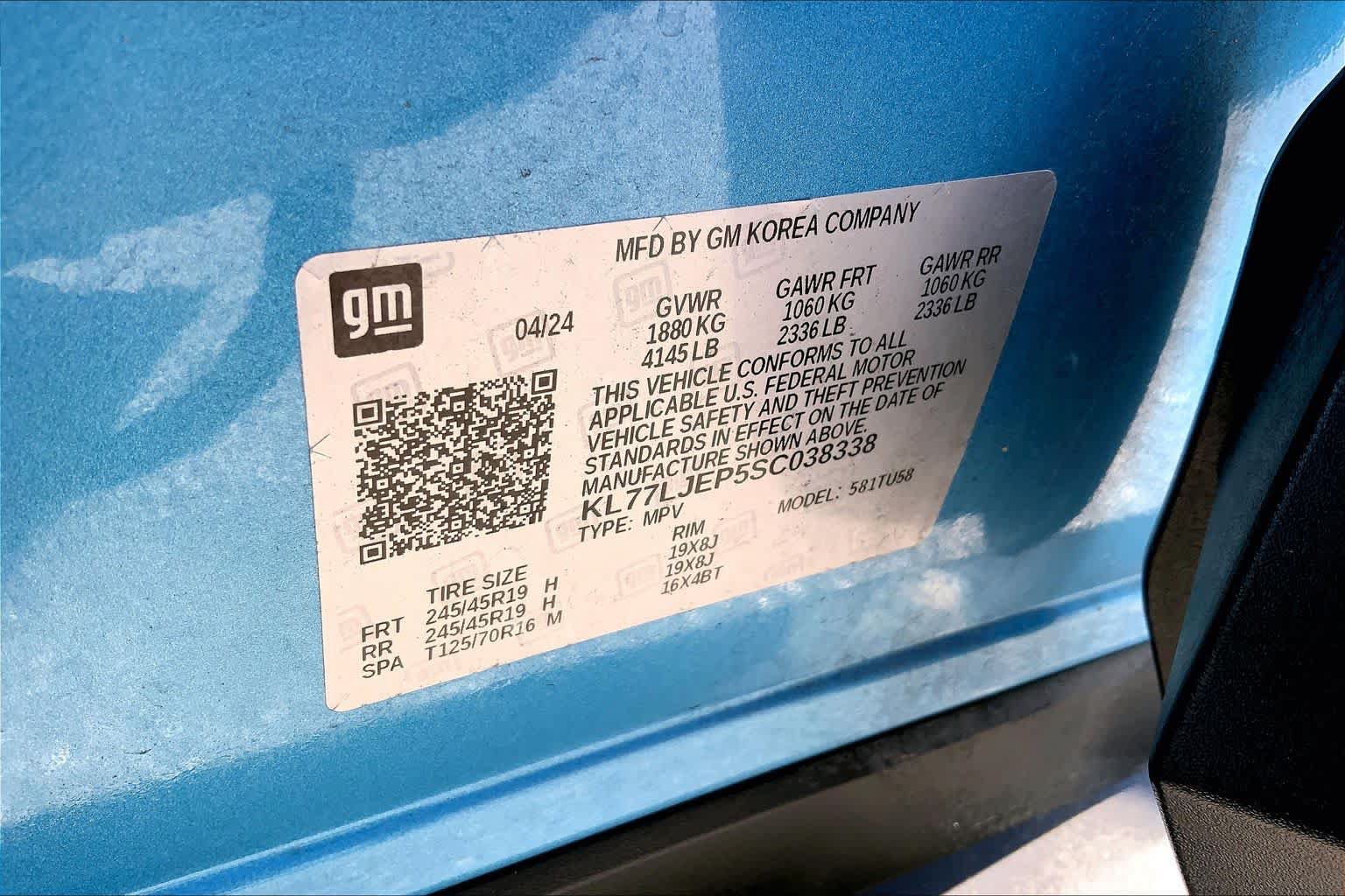 Used 2025 Chevrolet Trax RS FWD image 35