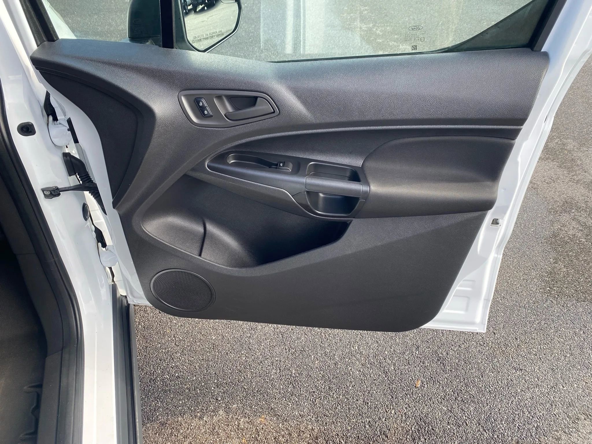 Used 2016 Ford Transit Connect XL image 18