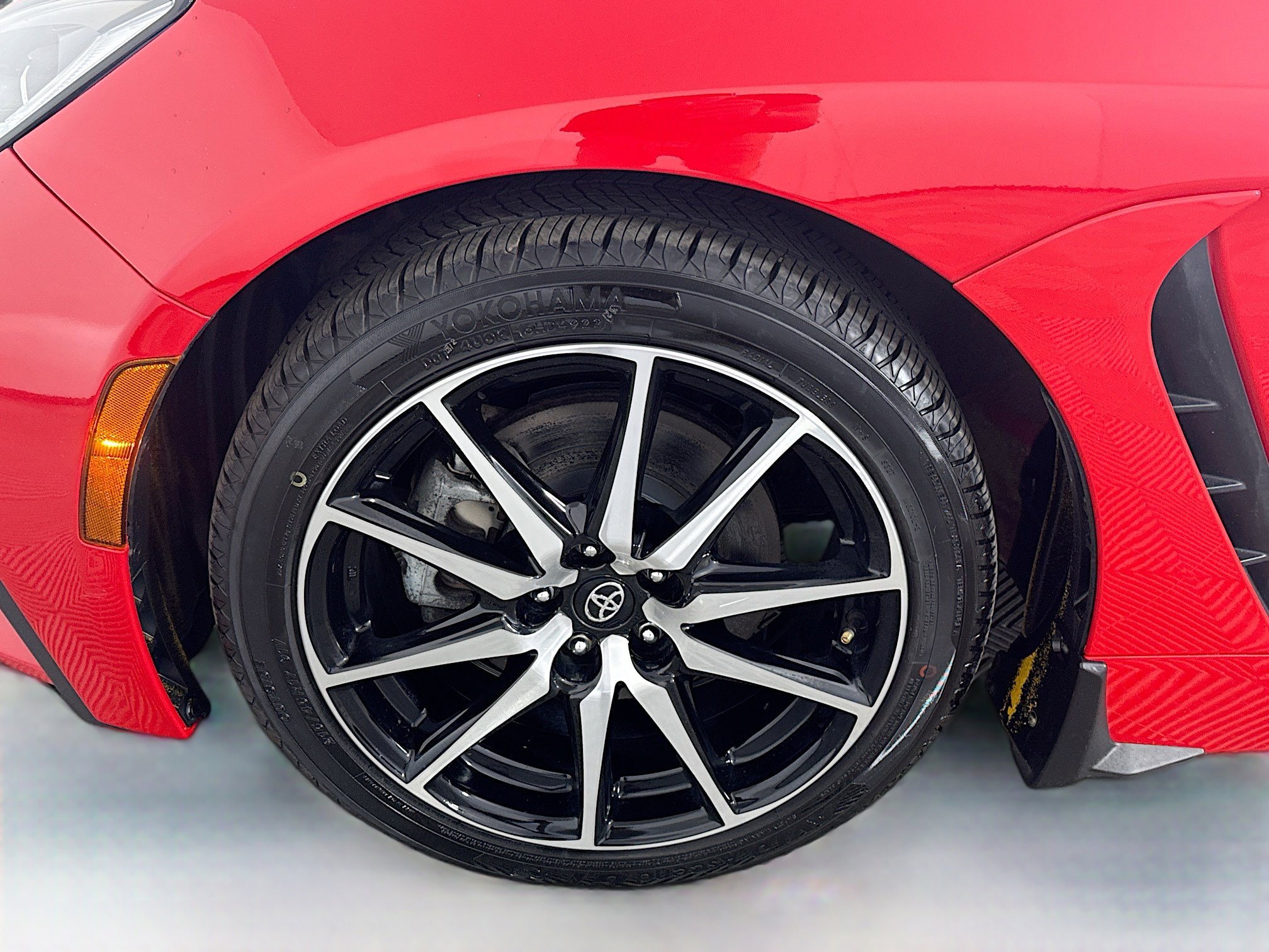 Used 2022 Toyota GR86 image 36