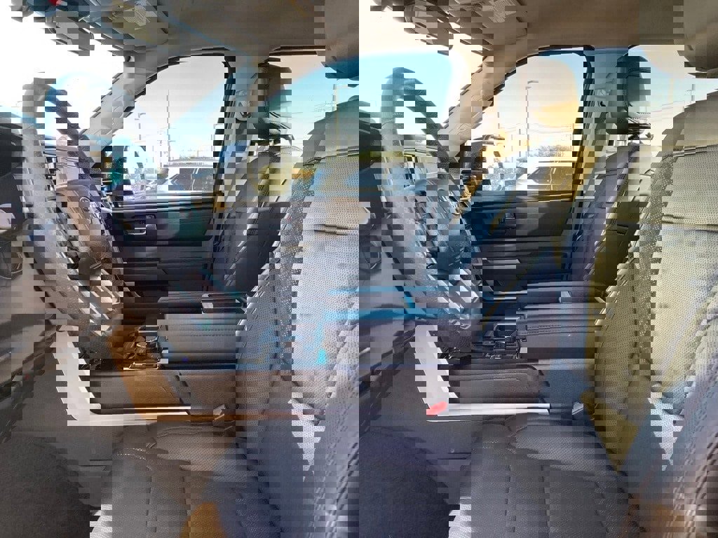 Used 2024 Toyota Tundra SR5 image 9