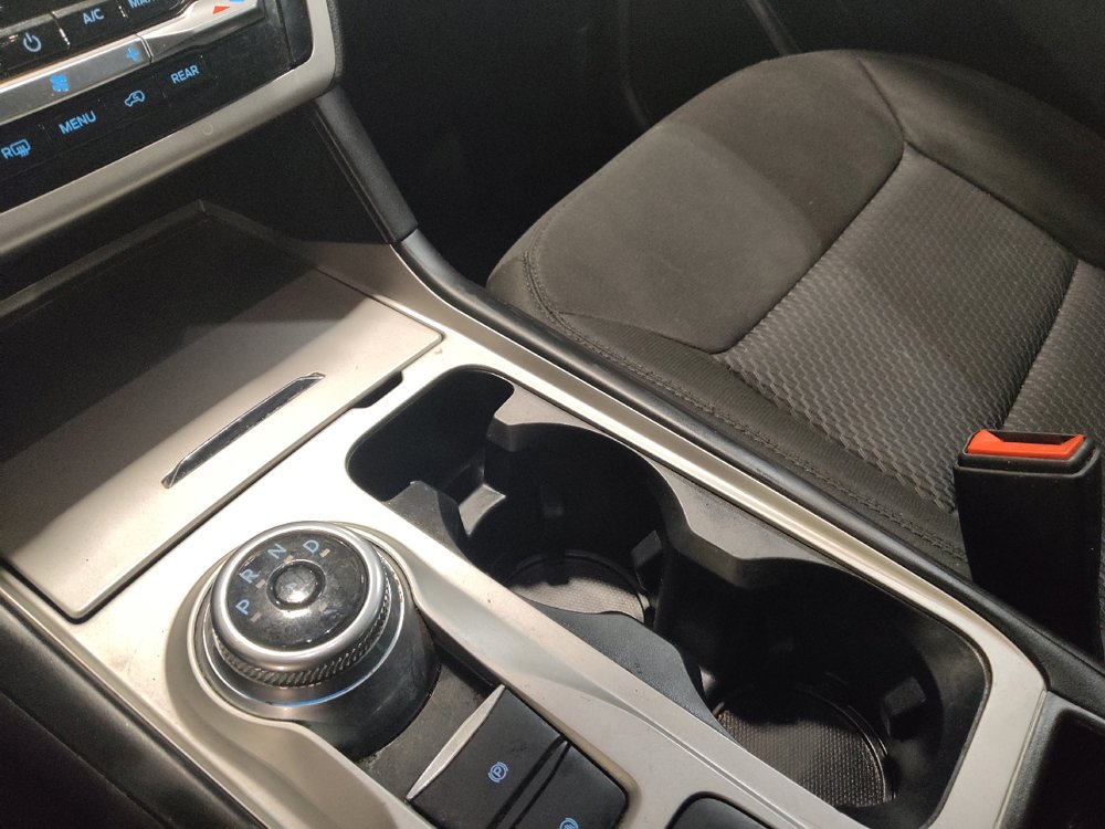 Used 2024 Ford Explorer XLT RWD image 26