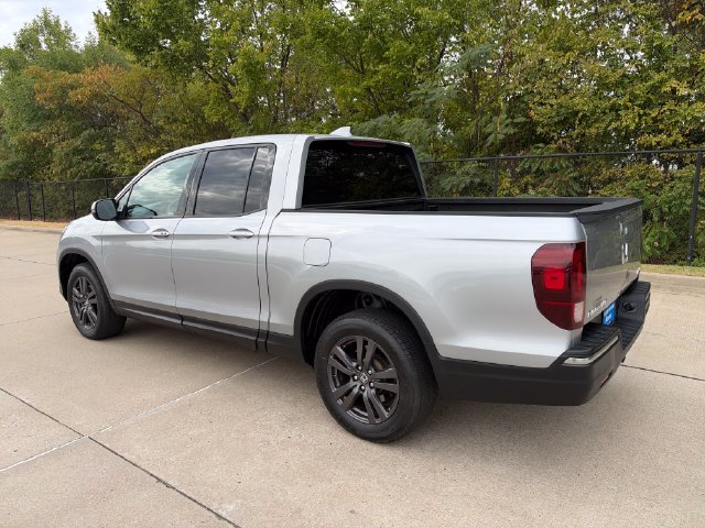 Used 2019 Honda Ridgeline Sport image 3