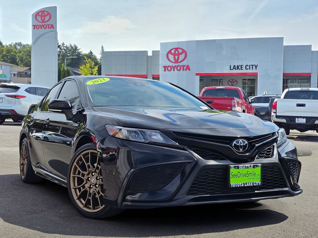 Certified 2023 Toyota Camry SE AWD/4WD image 1