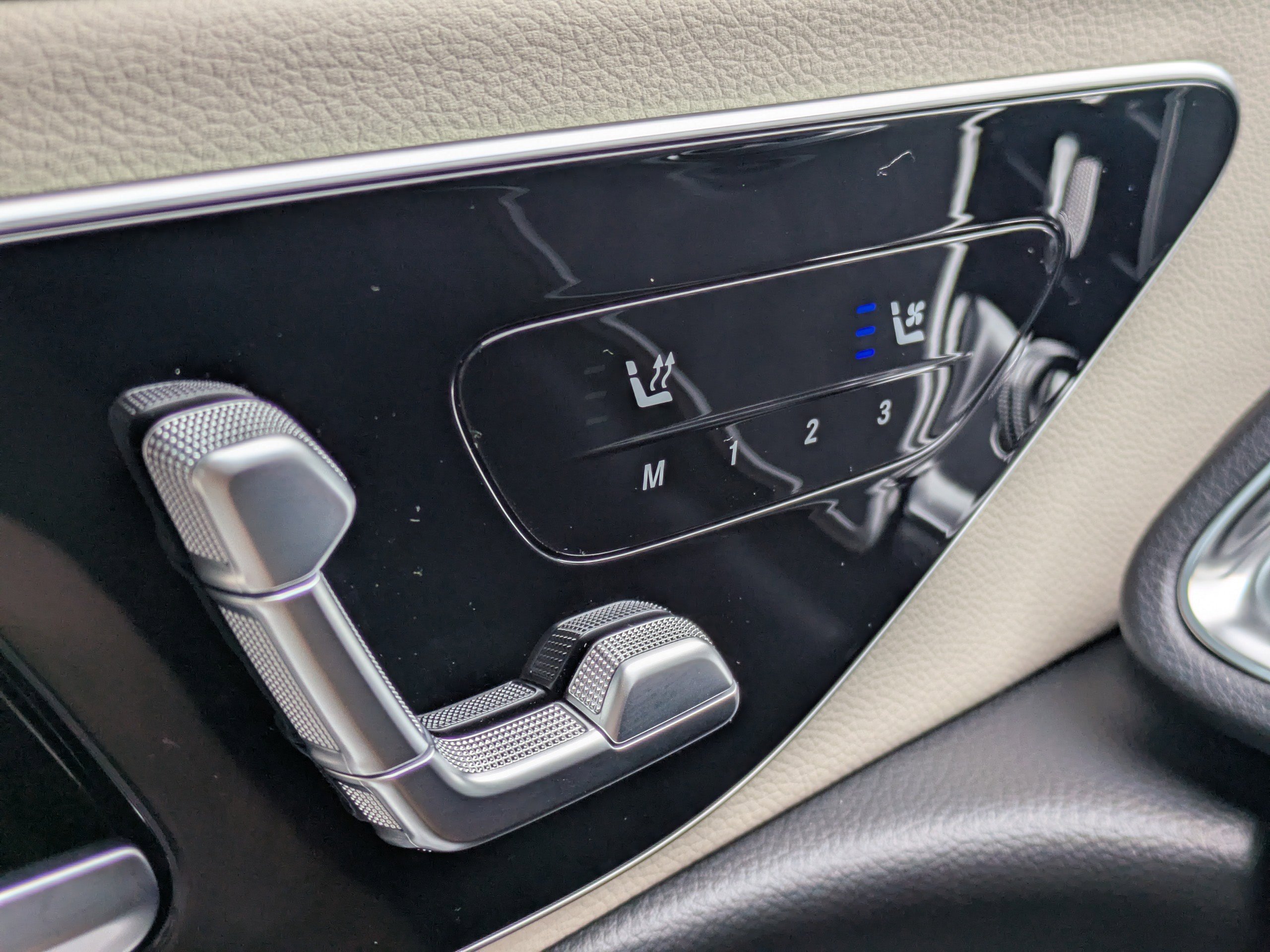 Certified 2024 Mercedes-Benz E 350 4MATIC Sedan image 25