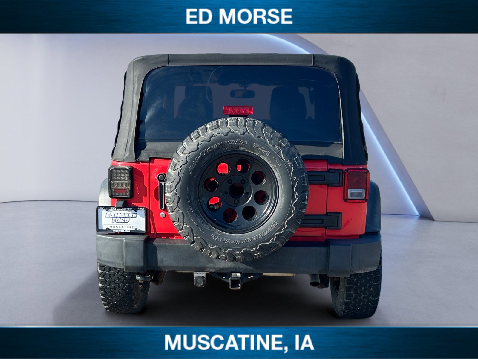 Used 2013 Jeep Wrangler Sport AWD/4WD image 4