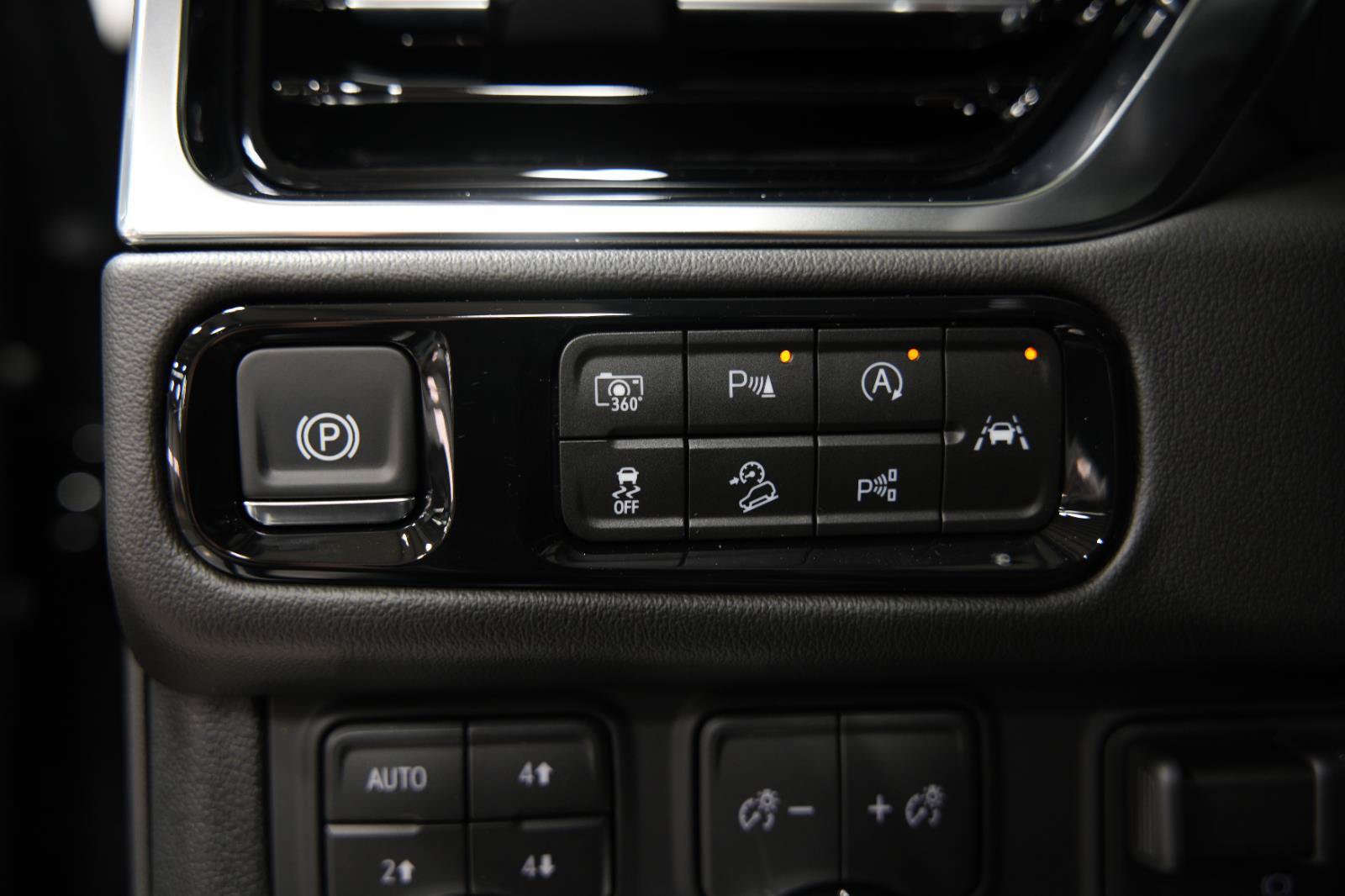 New 2026 GMC Yukon XL Elevation w/ Elevation Premium Package AWD/4WD image 33