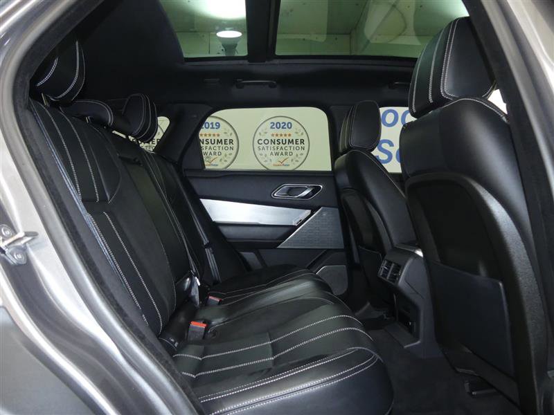 Used 2018 Land Rover Range Rover Velar R-Dynamic SE image 25