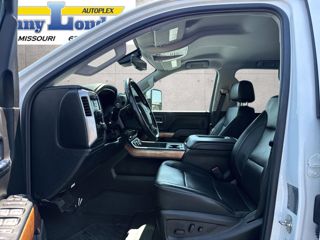 Used 2019 Chevrolet Silverado 3500 LTZ w/ Duramax Plus Package AWD/4WD image 10