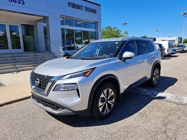 Used 2023 Nissan Rogue SV AWD/4WD image 2
