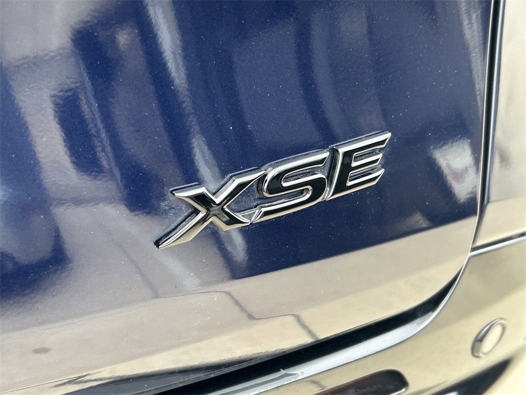 Used 2025 Toyota Sienna XSE image 14