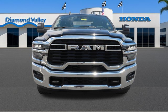 Used 2025 RAM 2500 Big Horn AWD/4WD image 2