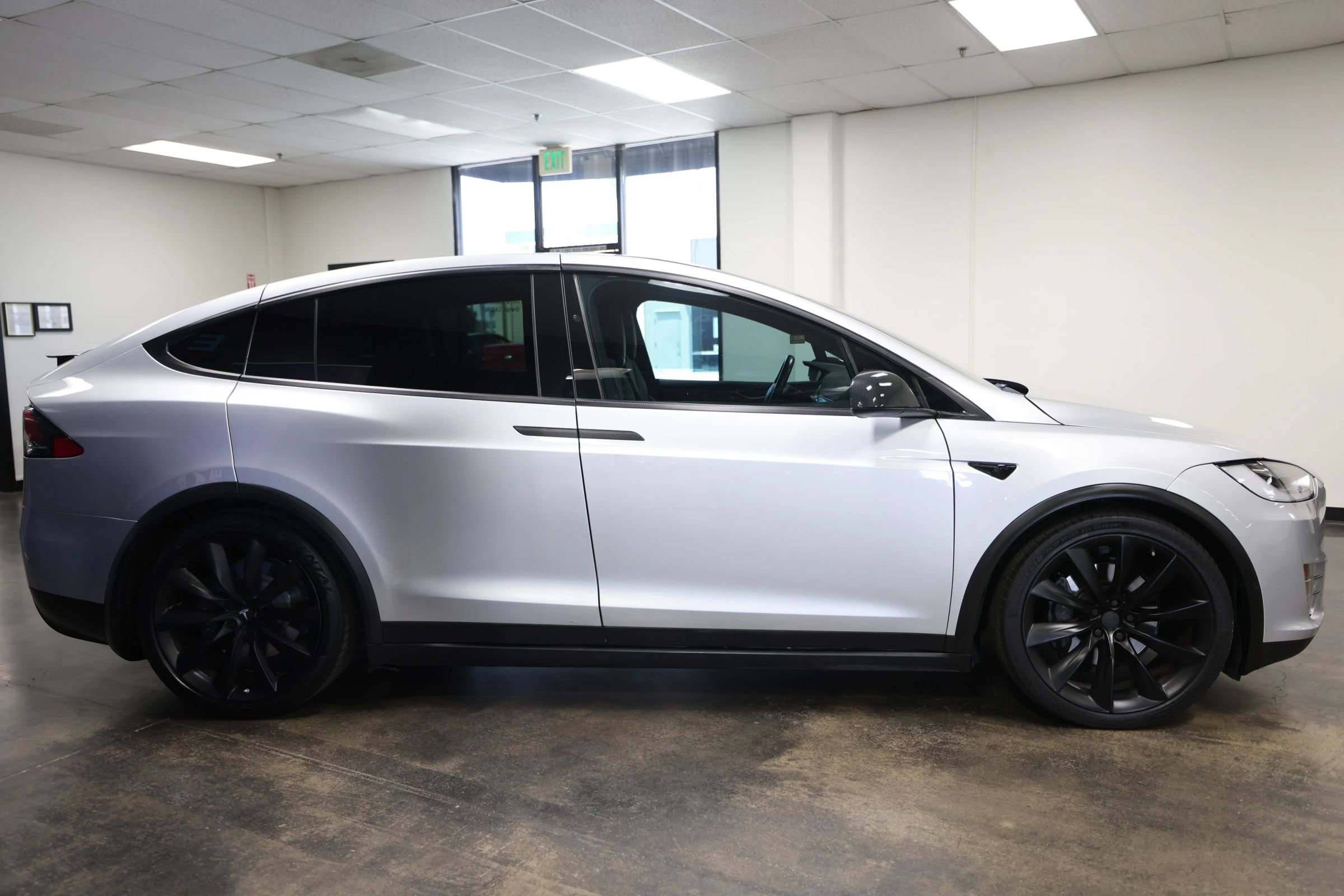 Used 2017 Tesla Model X 100D AWD/4WD image 8