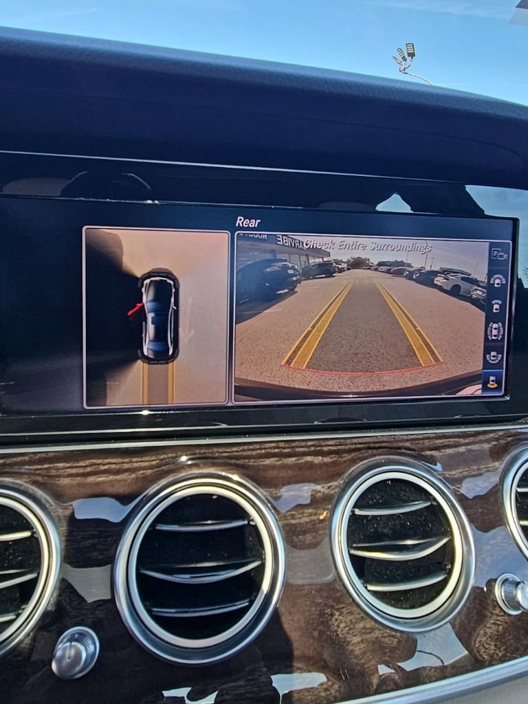Used 2019 Mercedes-Benz E 300 w/ Premium 1 Package image 21
